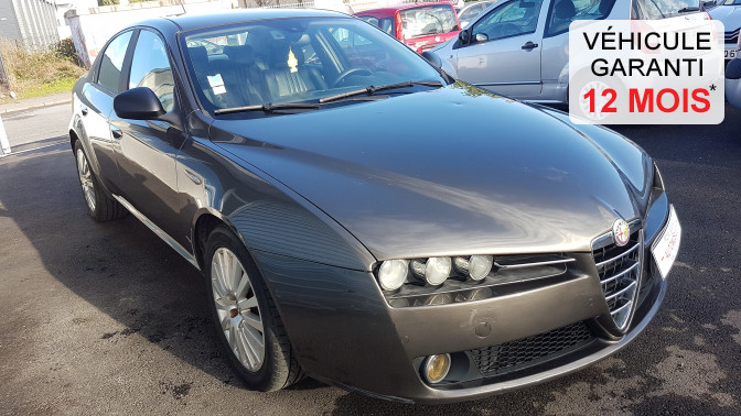 Alfa Romeo 159 1.9JTDM 120Cv Berline - Voitures