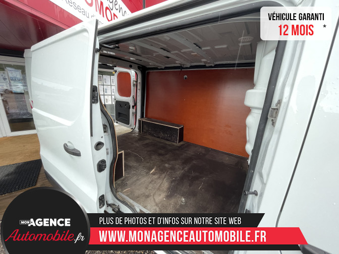 RENAULT TRAFIC 1.6 dCi 95cv Fourgon Confort L1H1 TVA RECUPERABLE -  NeufMoinsCher