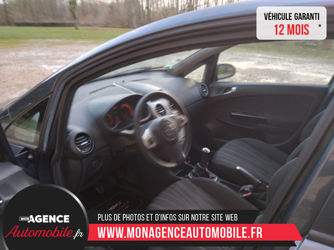 OPEL Corsa D 3 portes 1.3 CDTI 16V 90 cv TOIT PANORAMIQUE PAYER EN 4 FOIS -  Voitures