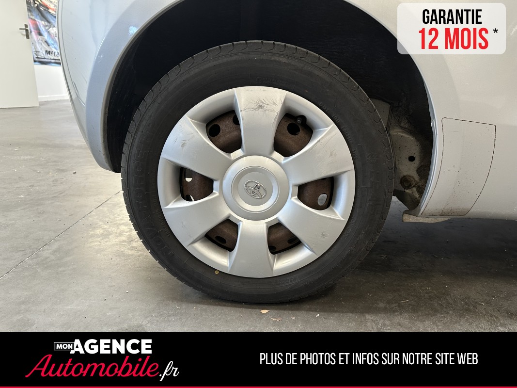 Toyota YARIS 1.0 VVTI 68 CV