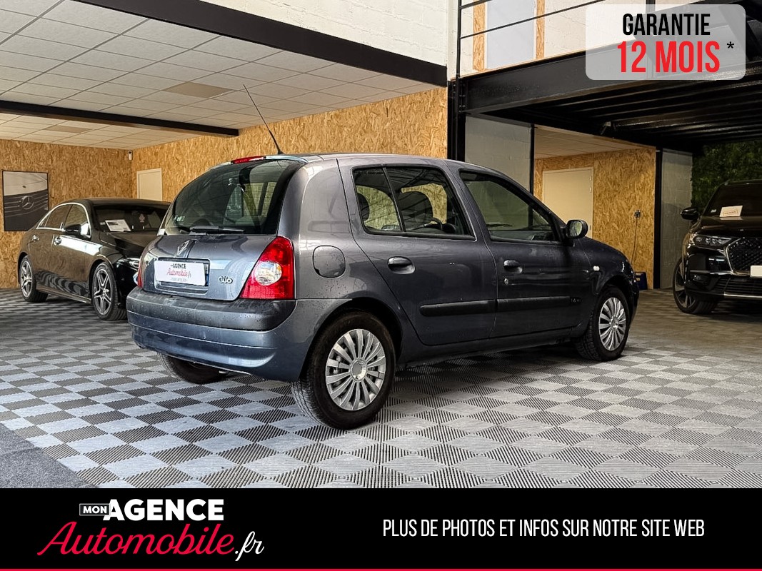 Renault CLIO II PHASE 2 1.4 I 98