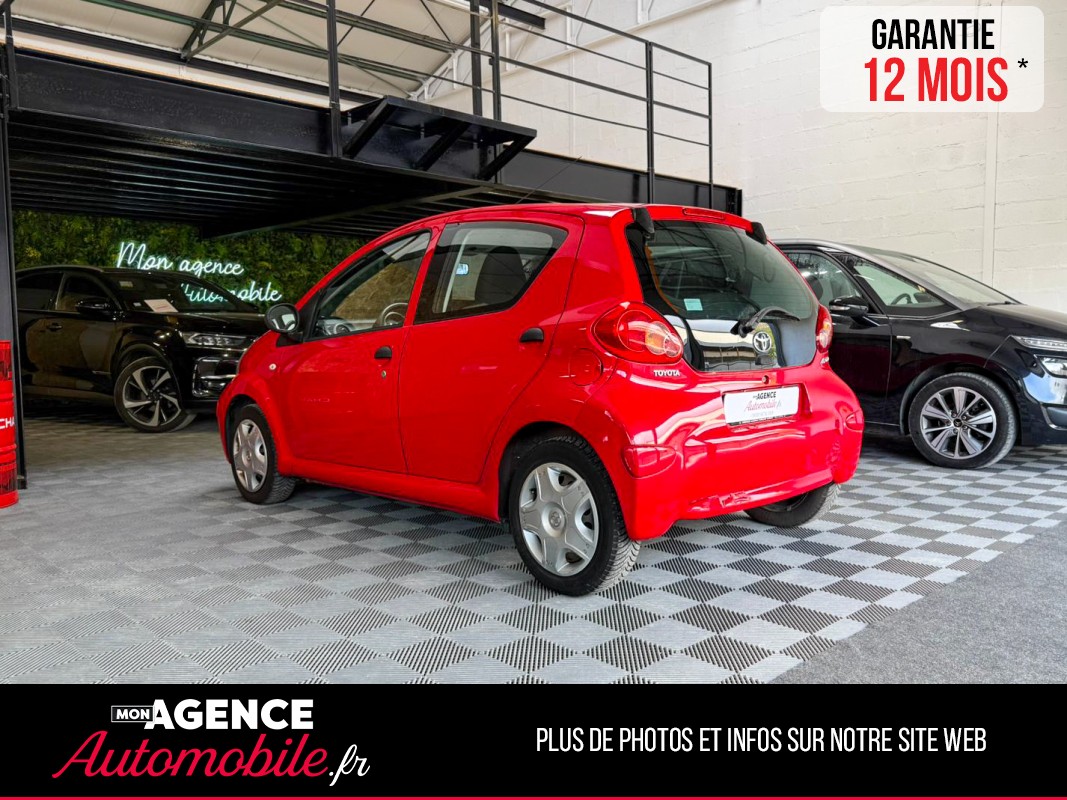 Toyota AYGO I 5 PORTES 1.0 VVTI 68