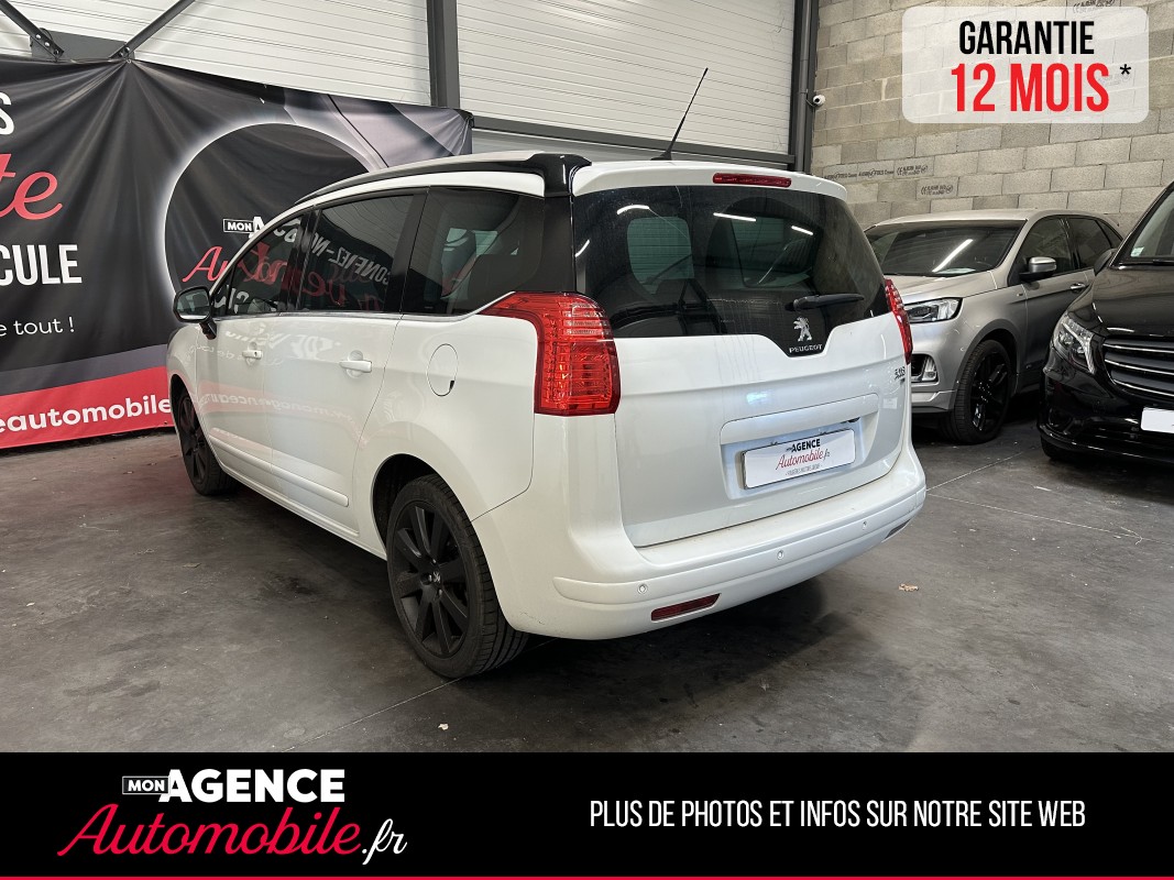 Peugeot 5008 1.6 HDI 115 CV ALLURE