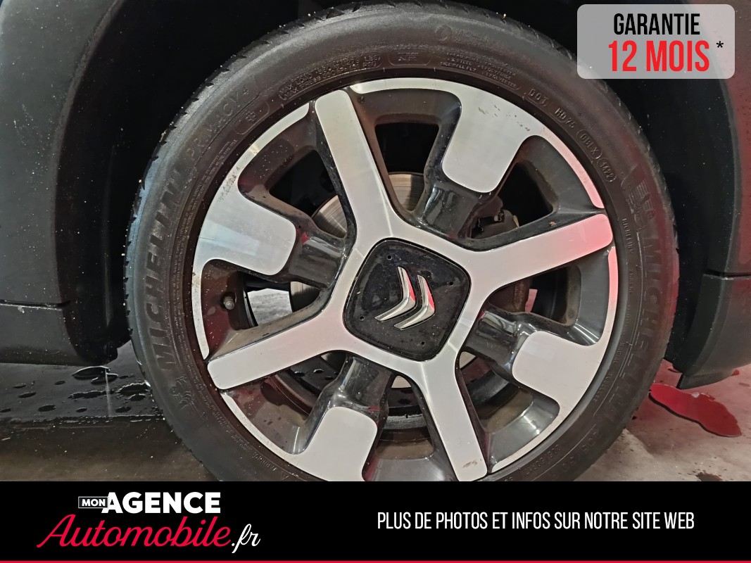 Citroën C4 CACTUS 1.2 130CV SHINE