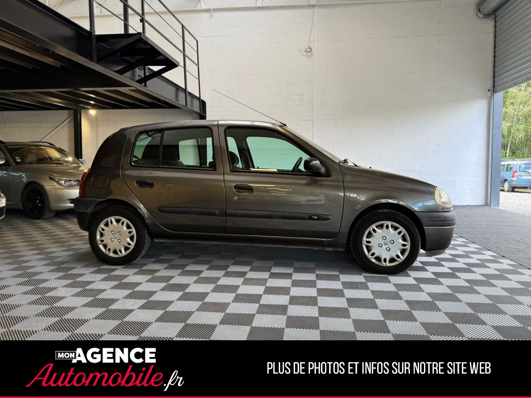 Renault CLIO II 1.6 I 90