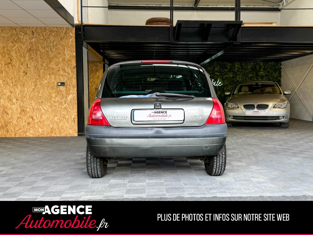 Renault CLIO II 1.6 I 90