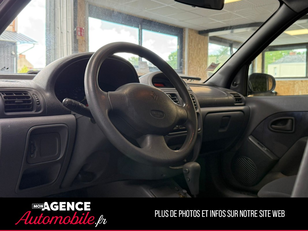 Renault CLIO II 1.6 I 90