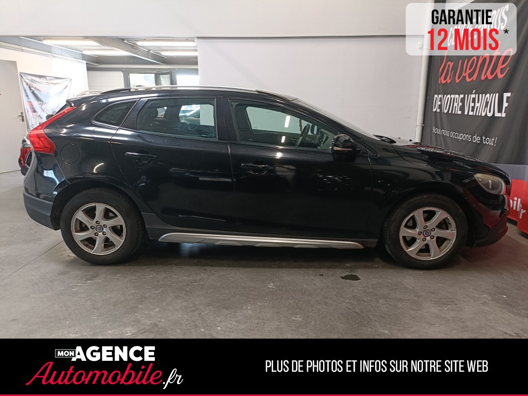Volvo V40 CROSS COUNTRY D2 1.6 115 CV MOMENTUM