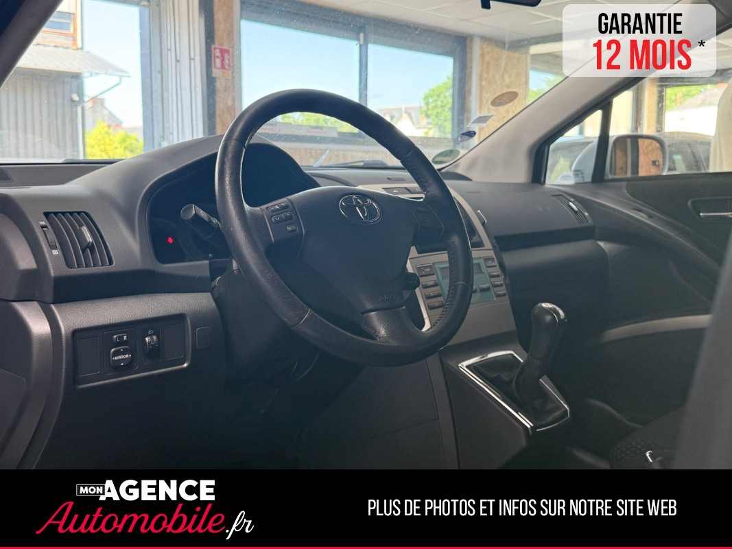 Toyota COROLLA FACELIFT 2.2 136 CAMÉRA DE RECUL