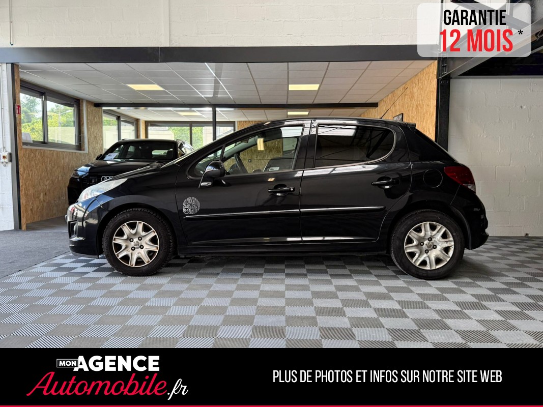 Peugeot 207 1.4 VTI 95 SÉRIE 64 TOIT PANORAMIQUE / CLIMATISATION