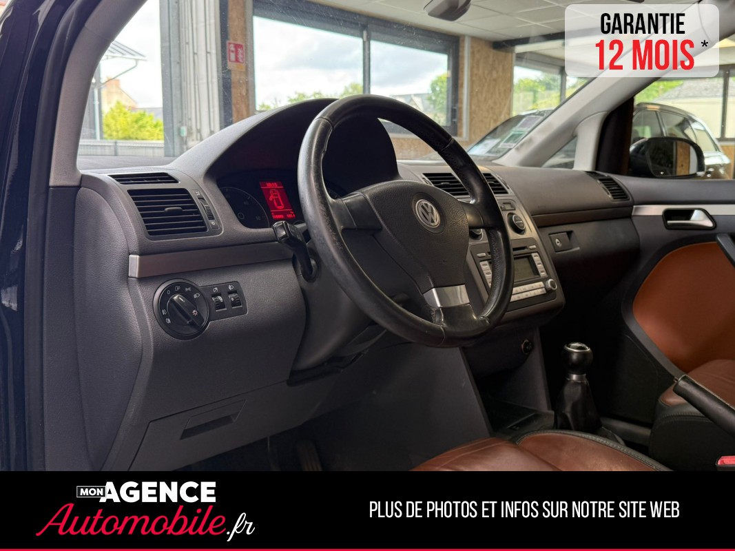 Volkswagen TOURAN 2.0 TDI 140 NOUVEAU TOURAN SPORT ATTELAGE / RADAR DE RECUL