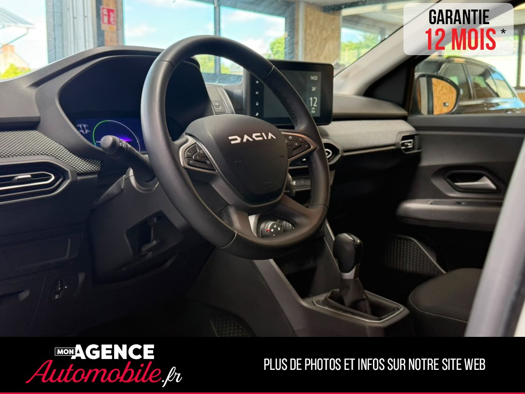 Dacia JOGGER 1.6 HYBRID 140 EXPRESSION  7P / SUIVI COMPLET / CARPLAY