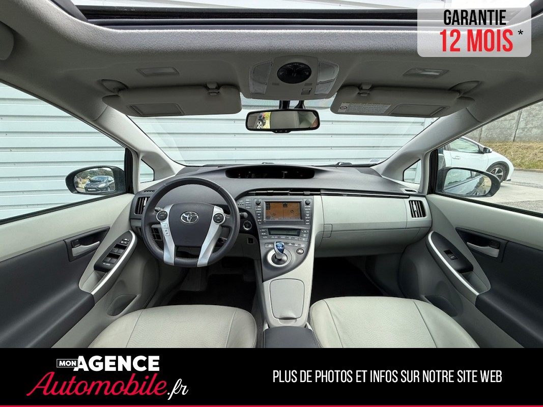 Toyota PRIUS 1.8 Hybrid 136ch LOUNGE SOLAR *SIEGE CHAUFFANTS*TOIT PANO*CAMERA*AFFICHAGE TETE HAUTE / GARANTIE 12 MOIS