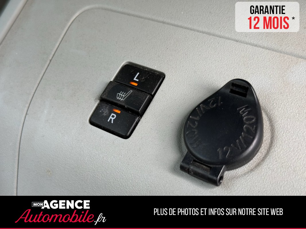 Toyota PRIUS 1.8 Hybrid 136ch LOUNGE SOLAR *SIEGE CHAUFFANTS*TOIT PANO*CAMERA*AFFICHAGE TETE HAUTE / GARANTIE 12 MOIS