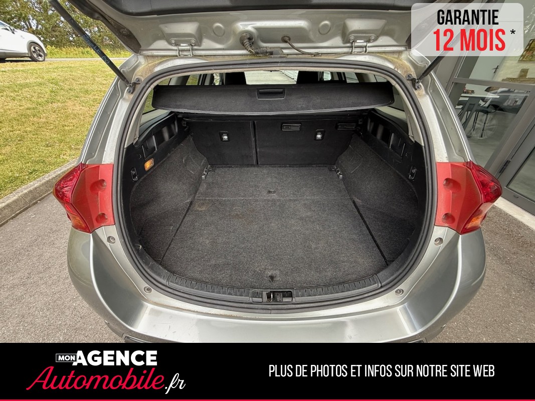 Toyota AURIS Touring Sport HYBRIDE 136ch DYNAMIC / GARANTIE 12 MOIS