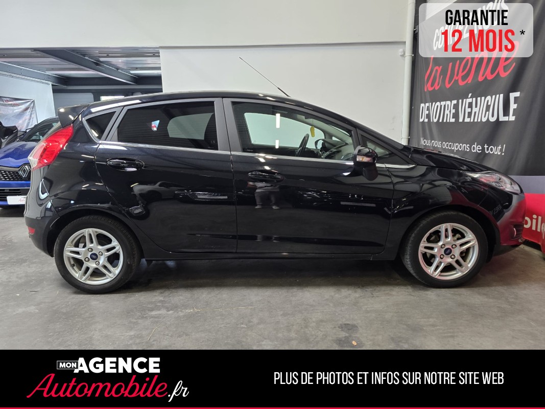 Ford FIESTA 100 ECOBOOST TITANIUM 1ER MAIN