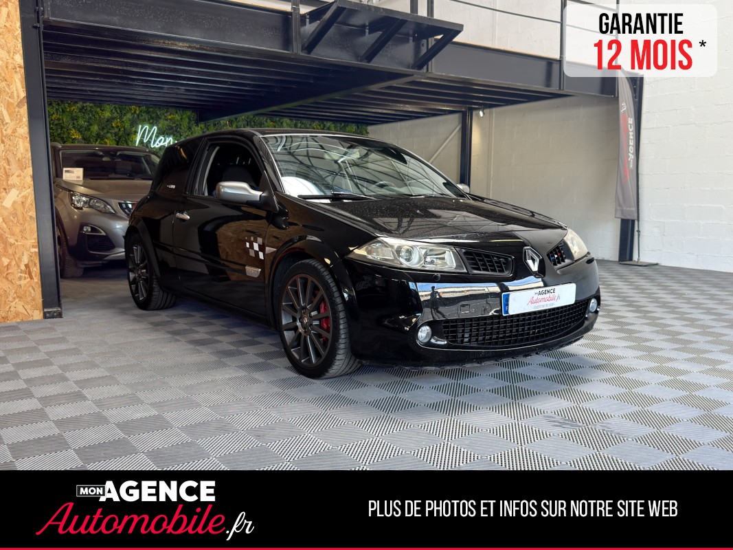 Renault MEGANE II II COUPÉ RS F1 TEAM R26 2.0 I TURBO 230