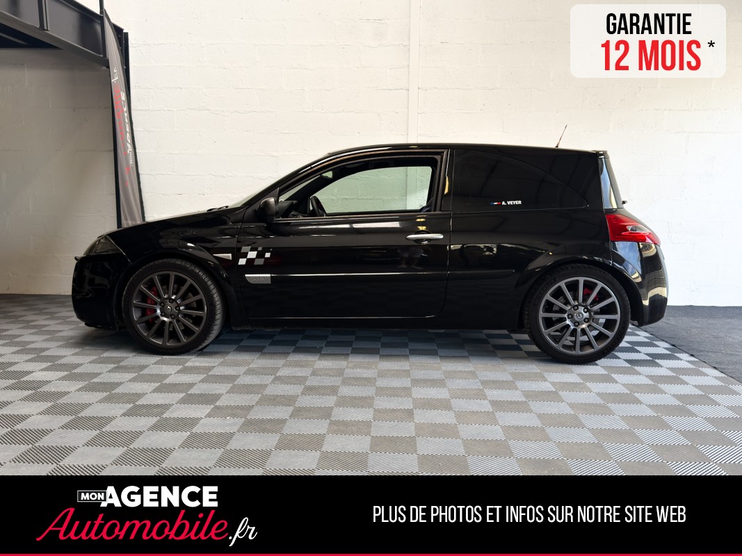 Renault MEGANE II II COUPÉ RS F1 TEAM R26 2.0 I TURBO 230