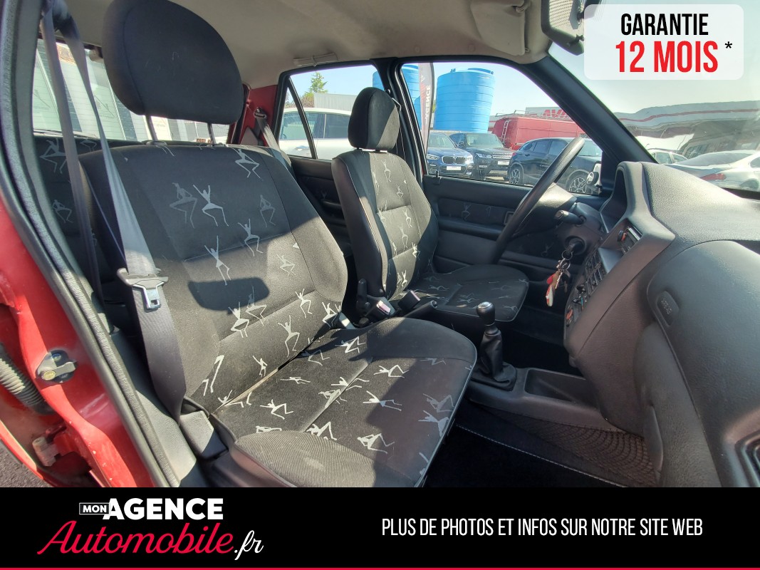 Peugeot 106 1.1l  60 Ch POP ART 5P BVM5