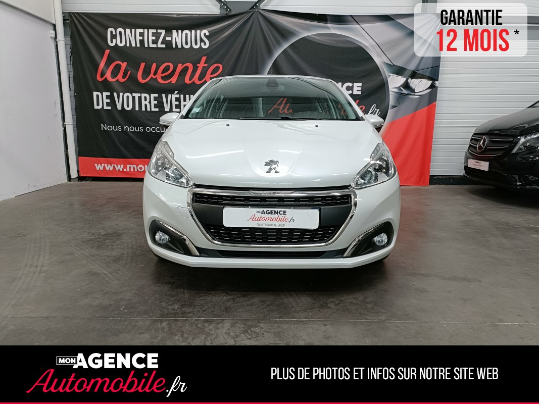 Peugeot 208 1.2 110 CV ALLURE - DISTRIBUTION OK