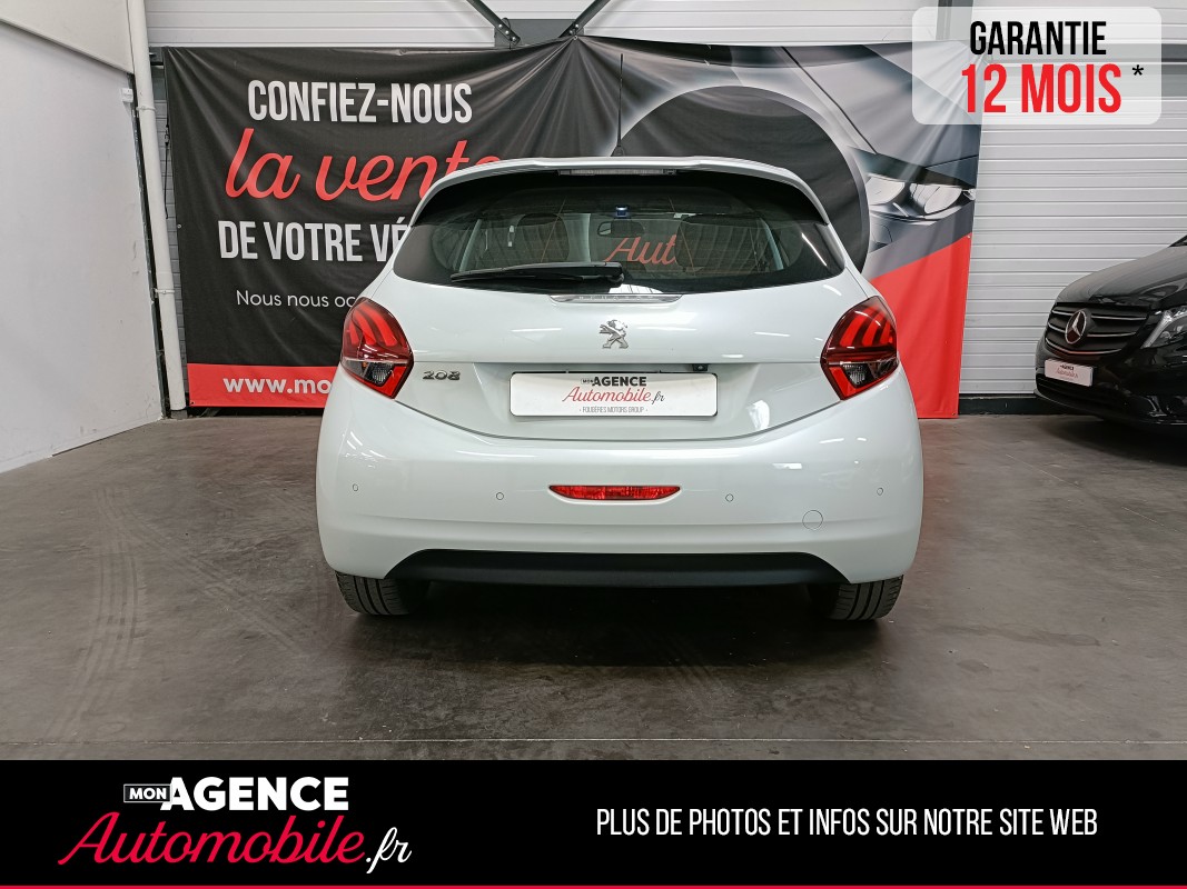 Peugeot 208 1.2 110 CV ALLURE - DISTRIBUTION OK