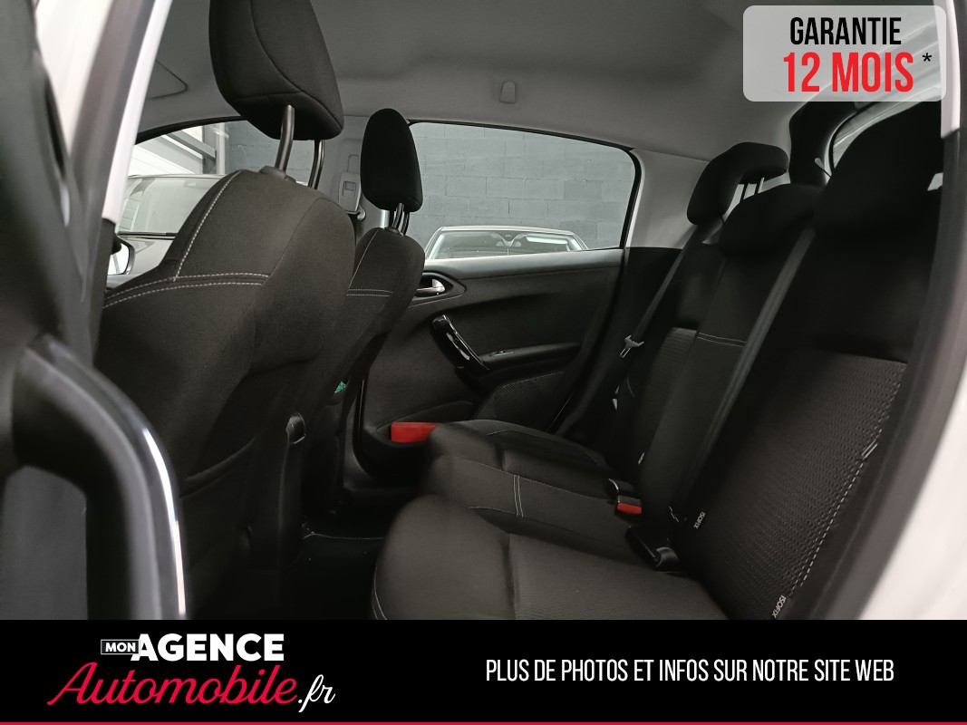 Peugeot 208 1.2 110 CV ALLURE - DISTRIBUTION OK