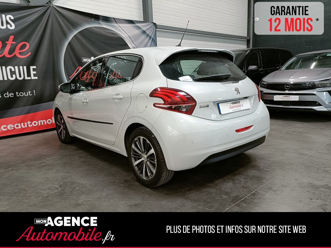 Peugeot 208 1.2 110 CV ALLURE - DISTRIBUTION OK