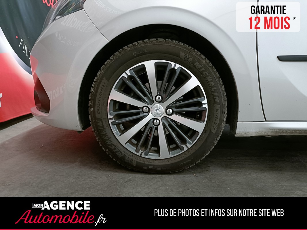 Peugeot 208 1.2 110 CV ALLURE - DISTRIBUTION OK