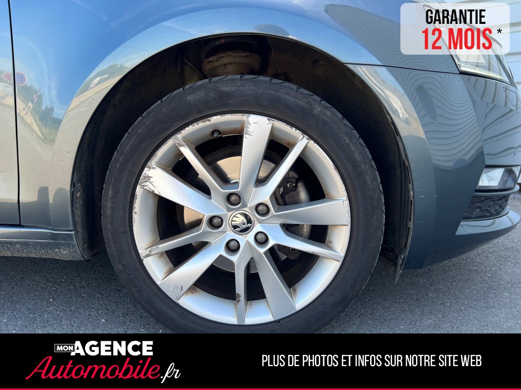 Skoda OCTAVIA COMBI 1.5 TSI 150Ch DSG7 *Attelage / GARANTIE 12 MOIS