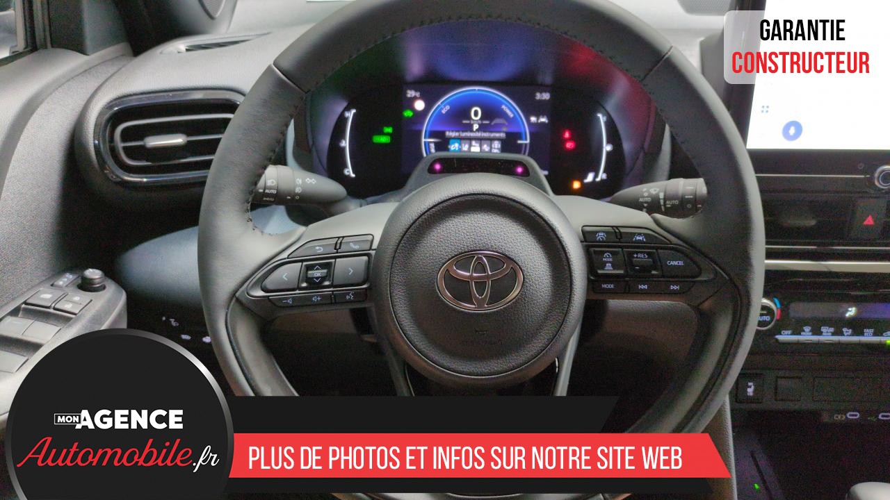 Toyota YARIS CROSS HYBRIDE 130H 2WD BVA DESIGN SUREQUIPE (RADARS AV-AR, SIÈGES CHAUFFANTS, ANGLES MORTS)
