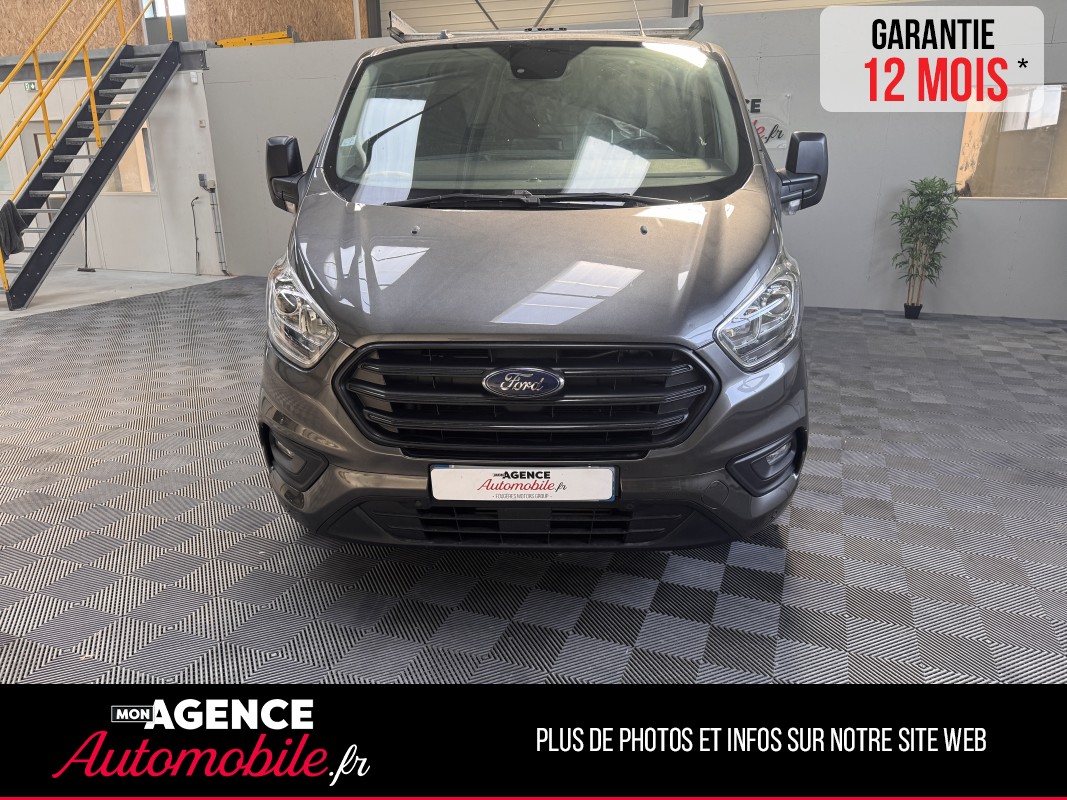 Ford TRANSIT CUSTOM 19 990 EUROS TTC 16 658 EUROS HT L2H1 2.0 170 LIMITED BA / Garantie 12 Mois