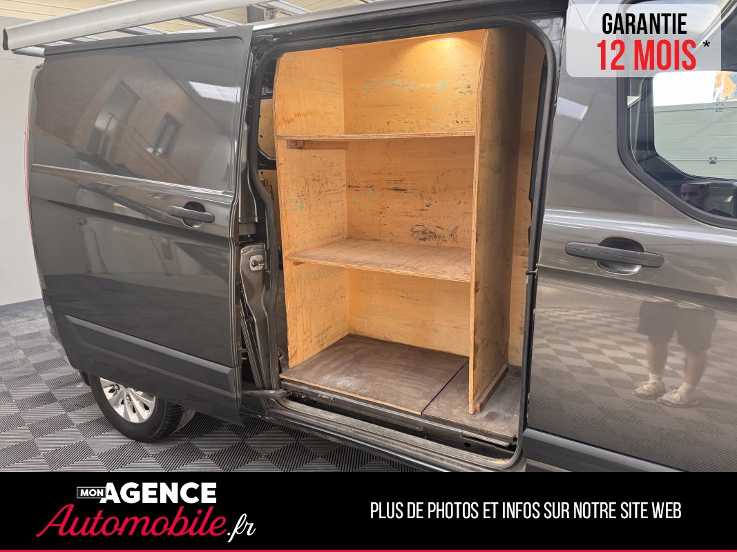 Ford TRANSIT CUSTOM 19 990 EUROS TTC 16 658 EUROS HT L2H1 2.0 170 LIMITED BA / Garantie 12 Mois