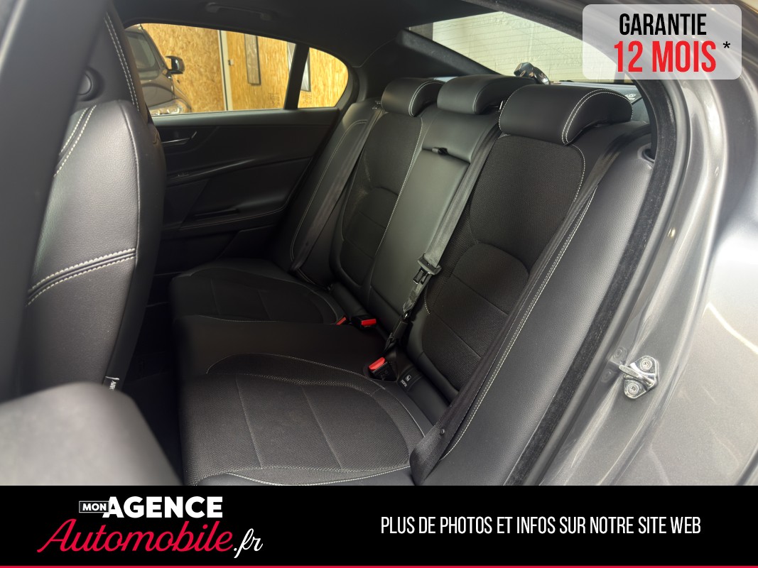 Jaguar XE 2.0 180 R-DYNAMIC R SPORT