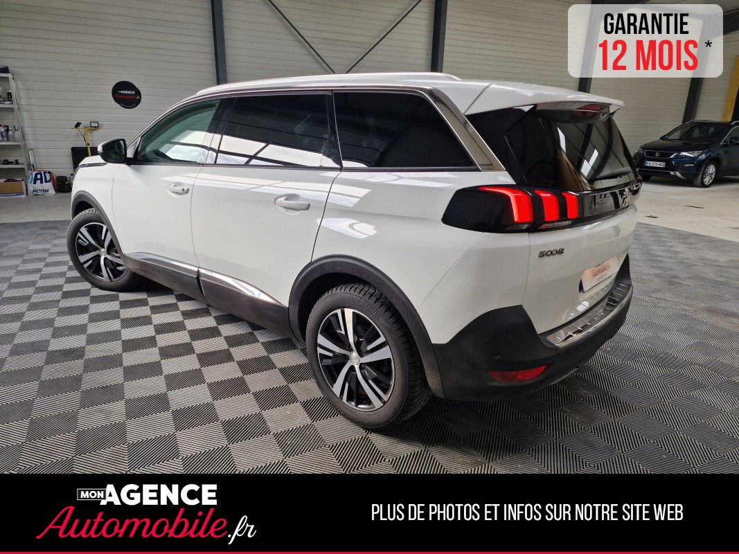 Peugeot 5008 1.5 BLUE HDI 130 CH EAT8 ALLURE 7 PLACES / Garantie 12 Mois