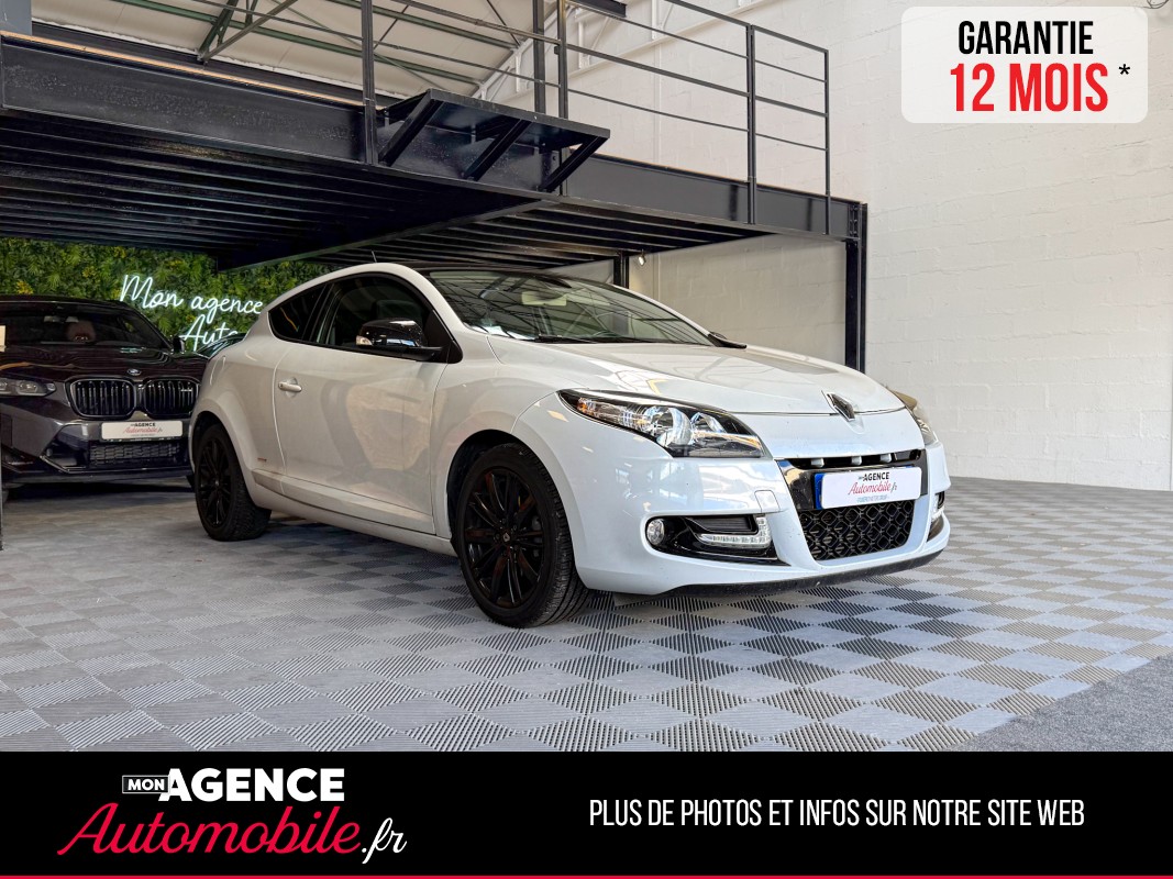 Renault MEGANE III III PHASE 2 COUPÉ 1.2 TCE 132 EDITION MONACO GP TOIT PANORAMIQUE