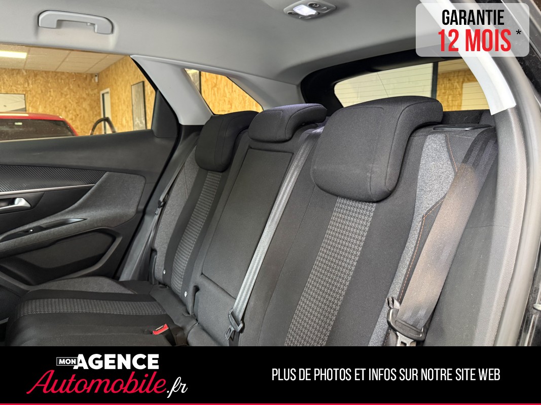 Peugeot 3008 1.6 BLUE HDI 120 ALLURE CARPLAY / ATTELAGE EAT6