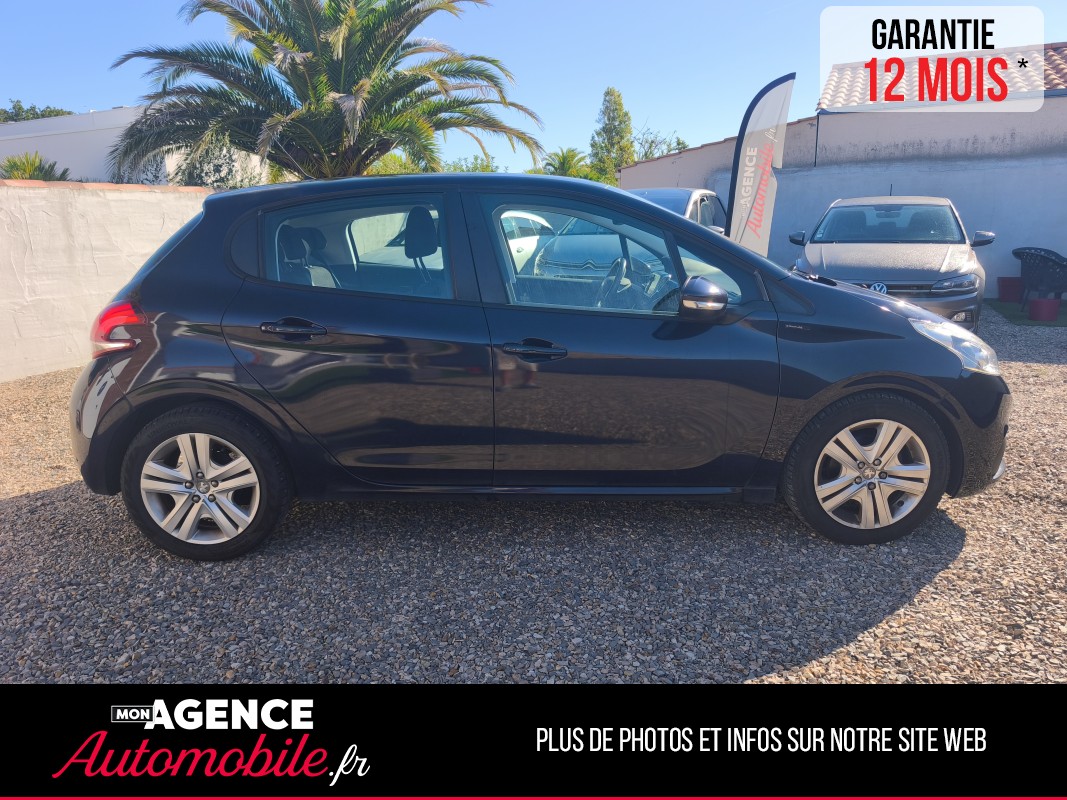 Peugeot 208 1.5 BLUE HDI 100 SIGNATURE / Garantie 12 Mois