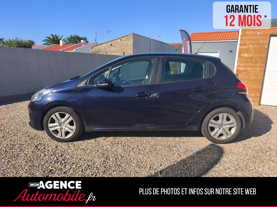Peugeot 208 1.5 BLUE HDI 100 SIGNATURE / Garantie 12 Mois