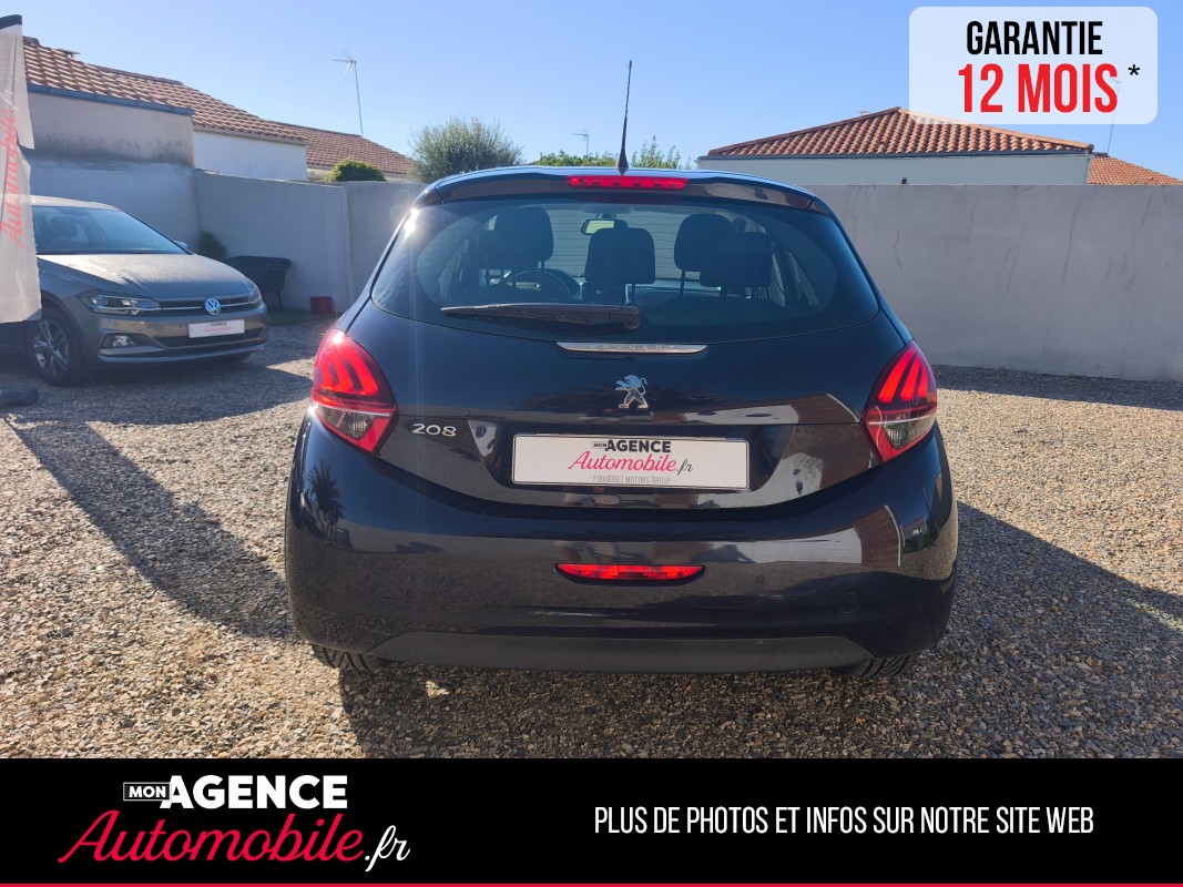 Peugeot 208 1.5 BLUE HDI 100 SIGNATURE / Garantie 12 Mois