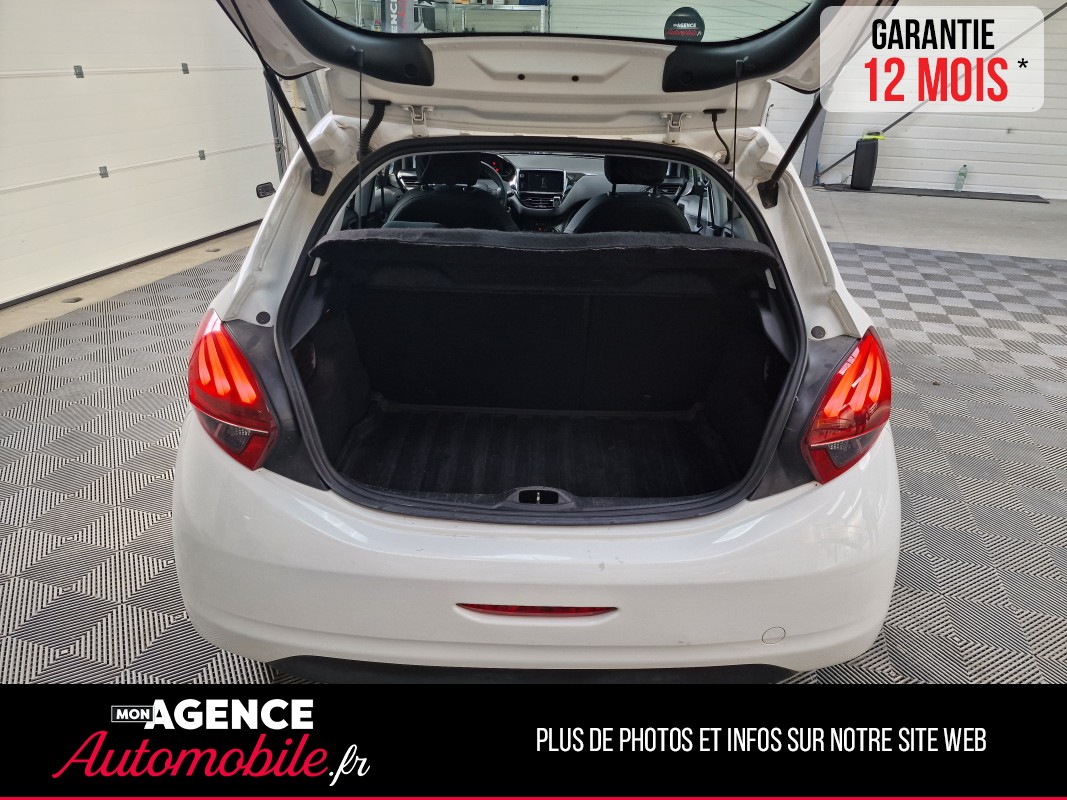 Peugeot 208 1.6 HDi 75 CH Active / Garantie 12 Mois