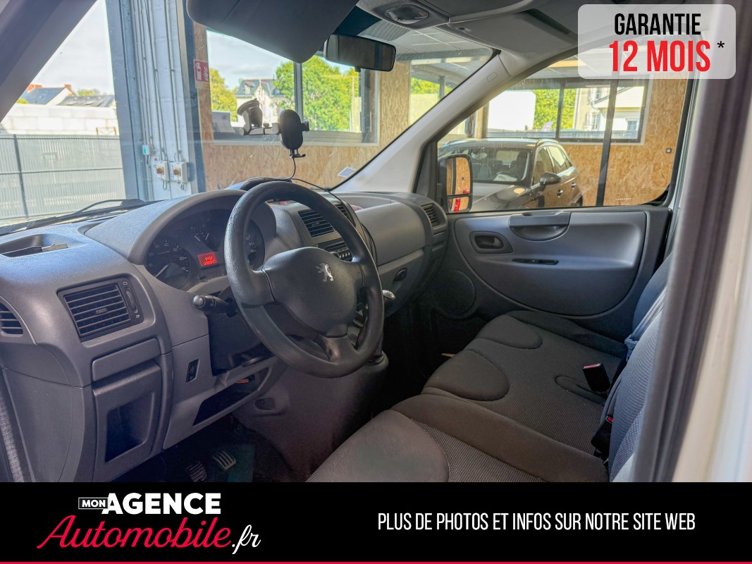 Peugeot EXPERT TEPEE COURT 1.6 HDI 90 9P