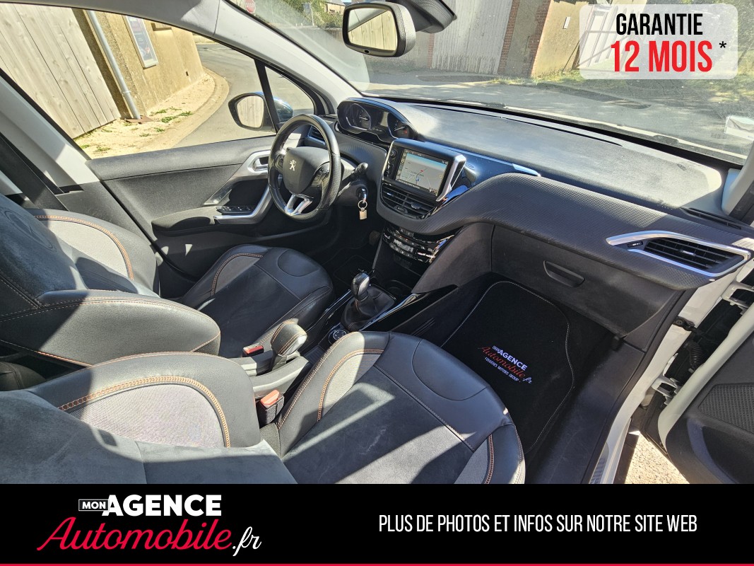 Peugeot 2008 1.2 PURETECH 110 URBAN CROSS BVM5