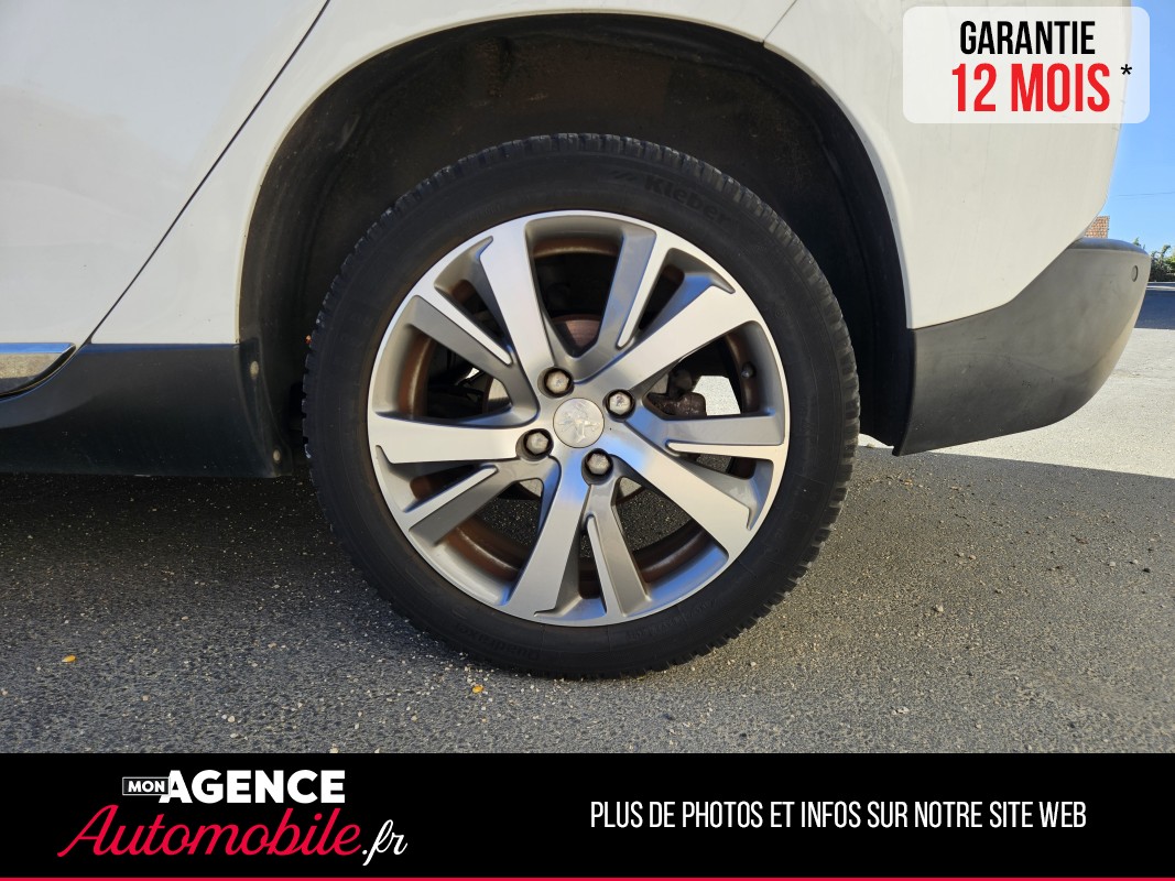 Peugeot 2008 1.2 PURETECH 110 URBAN CROSS BVM5