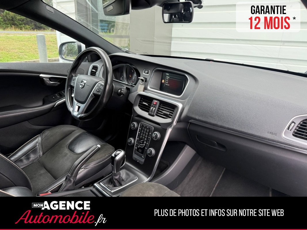Volvo V40 D2 2.0 120ch R-DESIGN *ATTELAGE*/ GARANTIE 12 MOIS