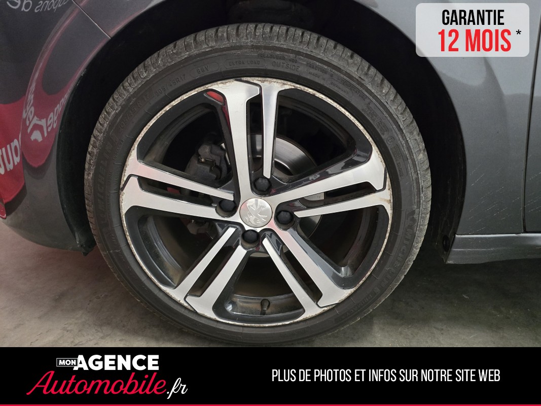 Peugeot 208 1.2 110 CV BVA GT-LINE
