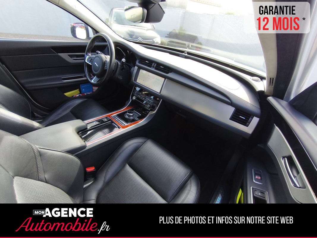 Jaguar XF SPORTBRAKE 2.0 TD 180 PRESTIGE SIGNATURE / Garantie 12 Mois