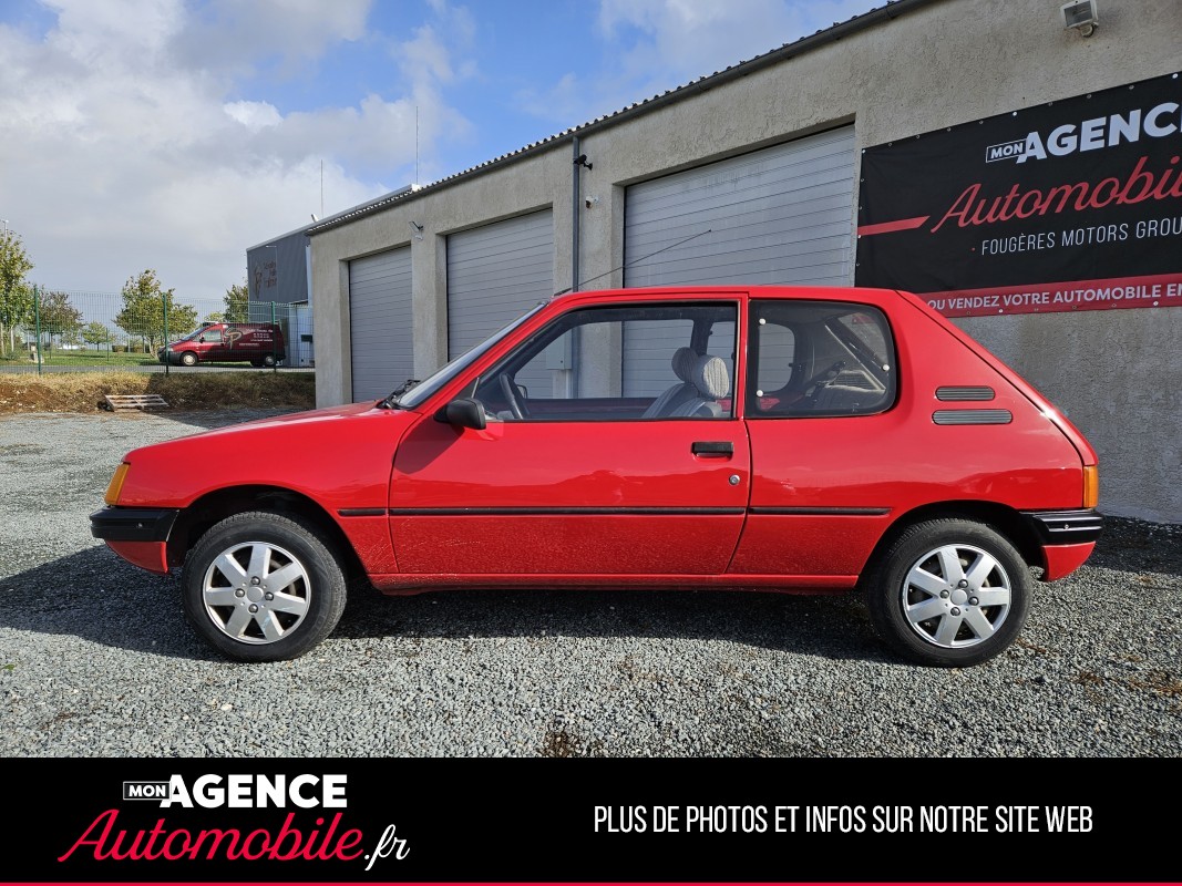 Peugeot 205 1.3 64ch XR - ATTELAGE - BVM5 3 PORTES / 5 PLACES