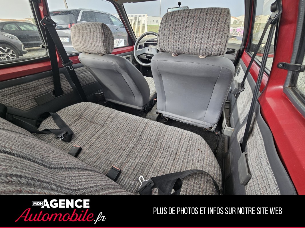 Peugeot 205 1.3 64ch XR - ATTELAGE - BVM5 3 PORTES / 5 PLACES