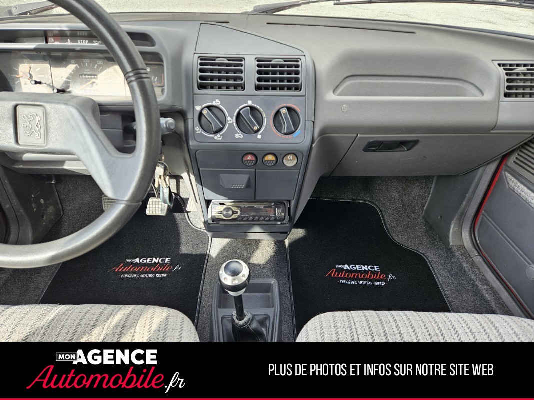 Peugeot 205 1.3 64ch XR - ATTELAGE - BVM5 3 PORTES / 5 PLACES